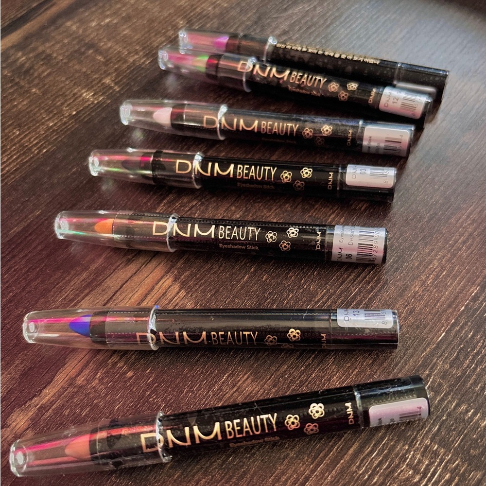 Eyeliner Stick Set - Black, Purple, Gold, Pearl White, Blue, Green, Mocha Beige